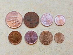 8 db Különböző Egzotikus Érme Barbados Fehéroroszország Izland Málta Kína