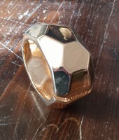 Szabálytalan geometriai mintás, arany színű fém karperec