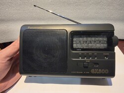 Retro Well-Maintained Working Panasonic RF-3500 Portable Radio from the Socialist Era
