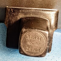 Zenit fenyképezőgép bőr tokja