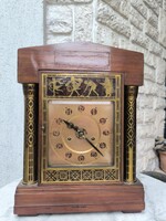 Csodálatos réz intarziás kandalló óra Empire stílusú,az oszlopok is . Bimbam 19. Szàzad