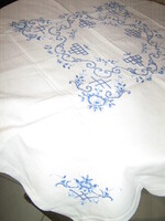 Beautiful Cross-Stitched Blue Baroque Rose Pattern Tablecloth