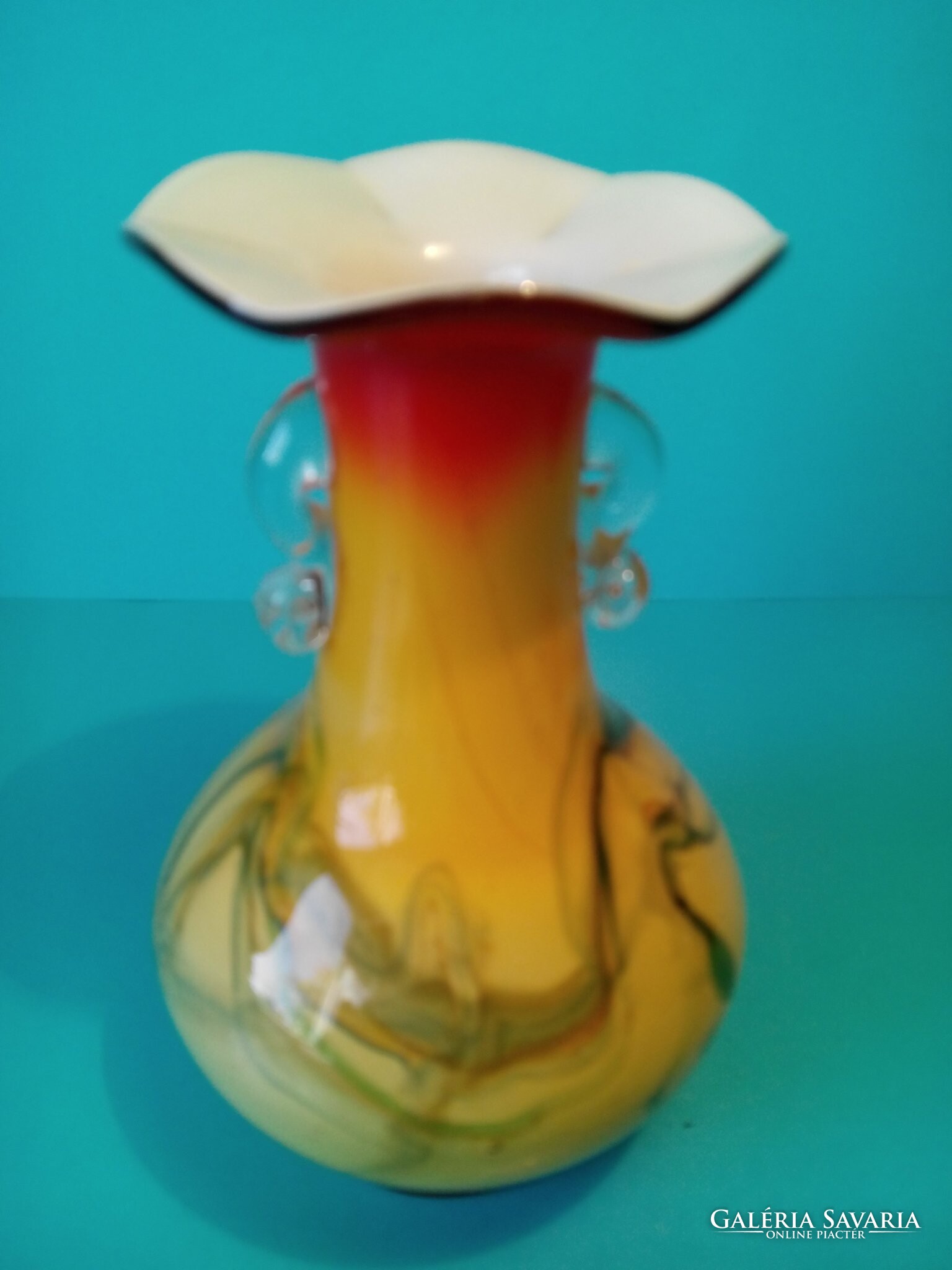 Beautiful Dalien Murano fluted glass vase Glass Galeria Savaria online marketplace Buy or