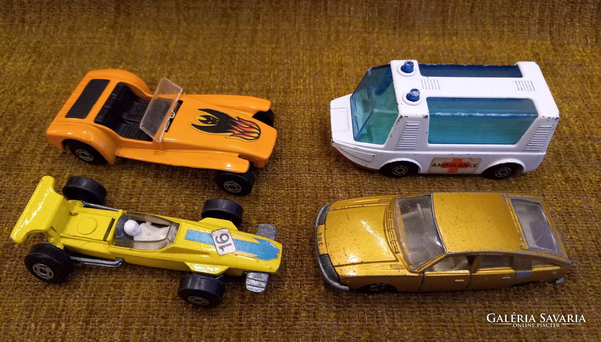 COCHES DE METAL: Lote Guisval, Mira, Majorette
