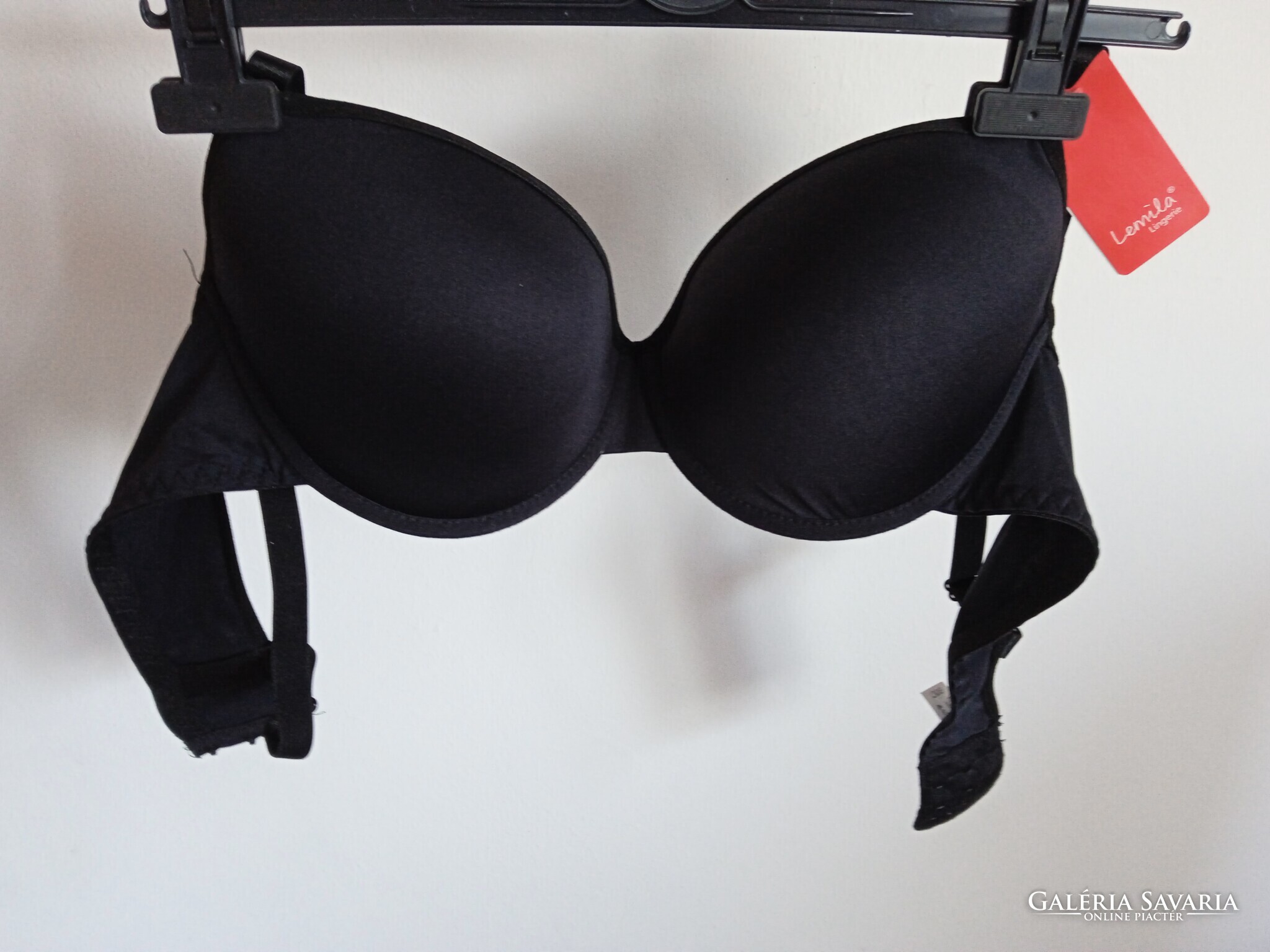 Black bra 90d - Wardrobe  Galeria Savaria online marketplace - Buy or sell  on a reliable, quality online platform!