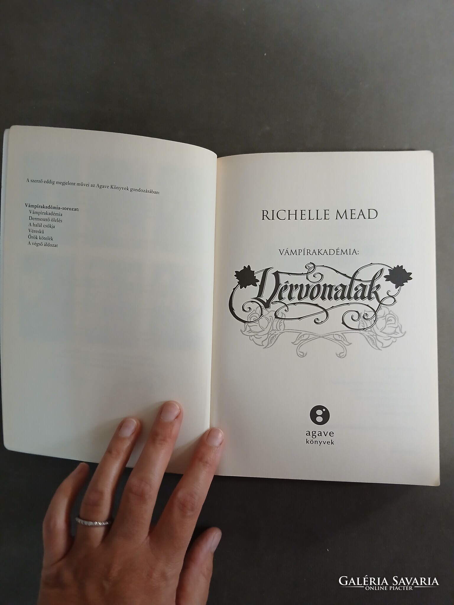 Richelle Mead - Vrvonalak - Vmprakadmia, Agave 2011 - Knyv | Galria  Savaria online piactr - Vsroljon vagy hirdessen megbzhat, sznvonalas  felleten!