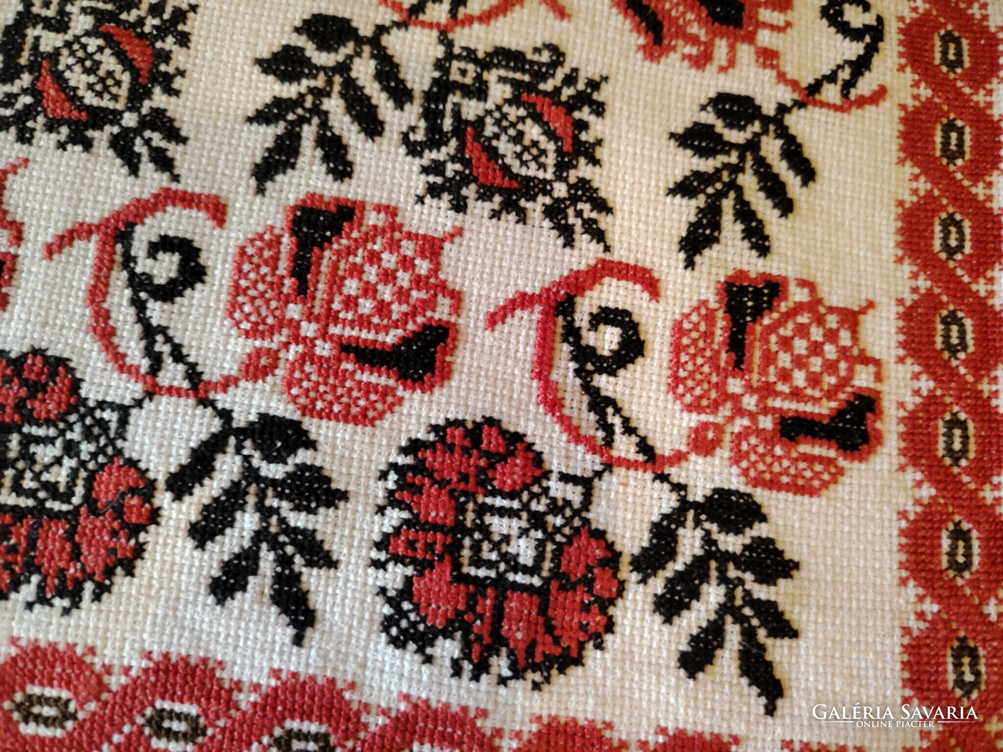 Cross stitched tablecloth - Carpets & Rugs, Textiles | Galeria Savaria ...