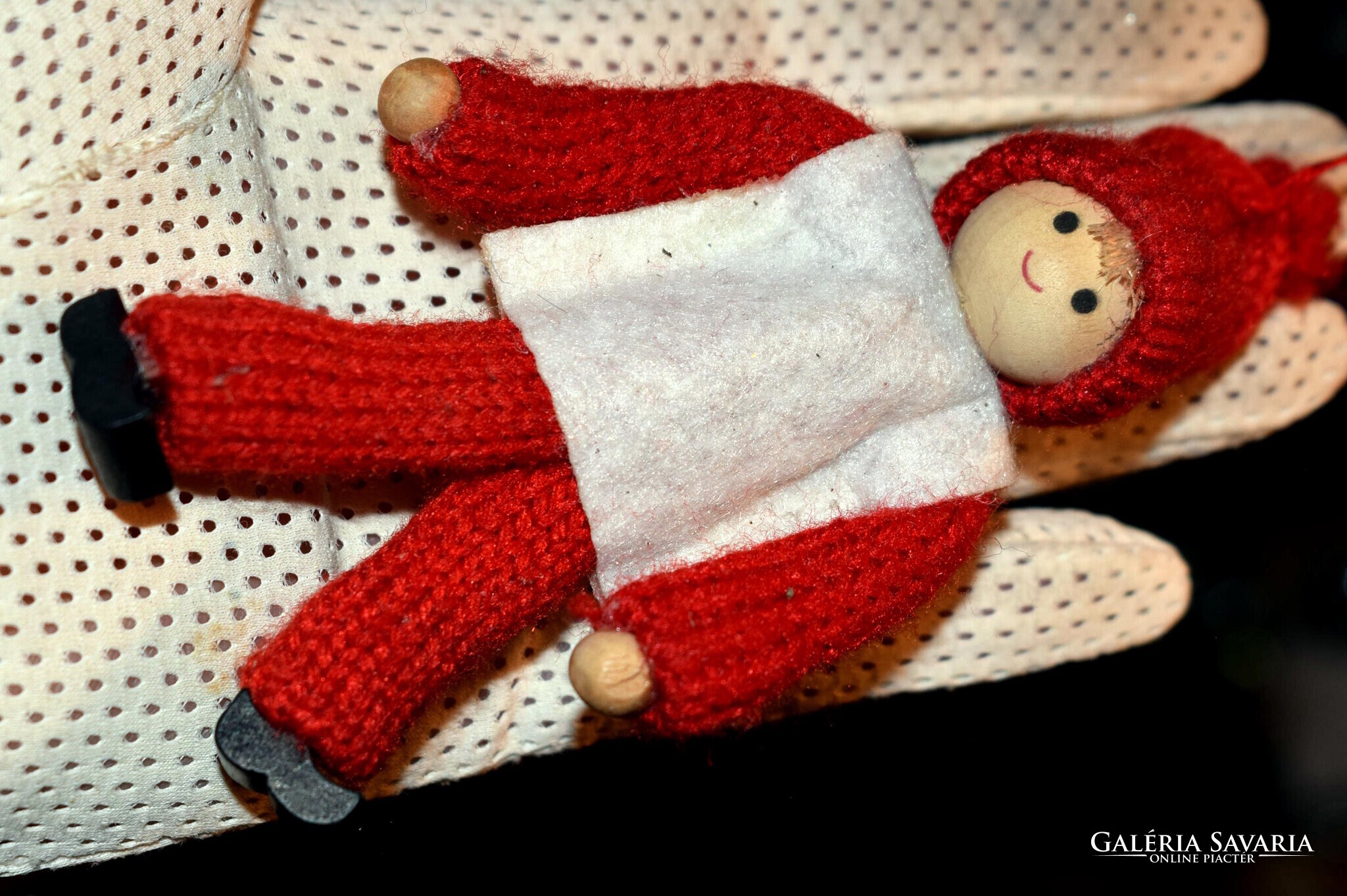 8 darab Retro toboz, vatta, csengettyűs filc manó mikulás angyalka ...