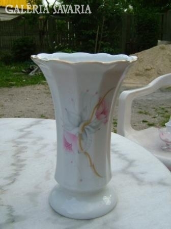 Bavarian vase by Wundsiedel