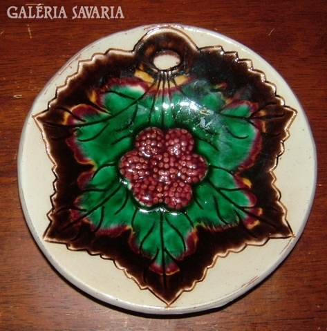 Sándor Steinbach glazed leaf ceramic plate