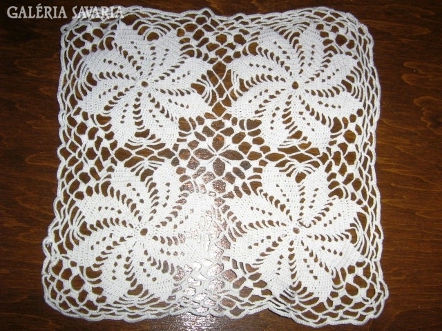 Crochet lace table ornament