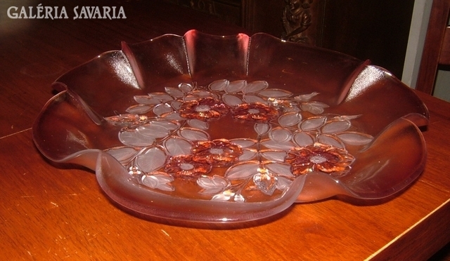 Wonderful cookie jar with relief pattern and painted na