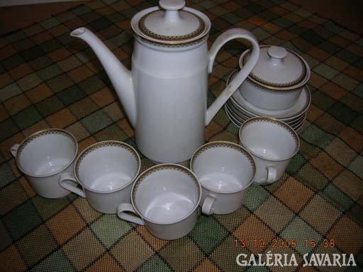 Gold-plated coffee set with kahla for incomplete replacement