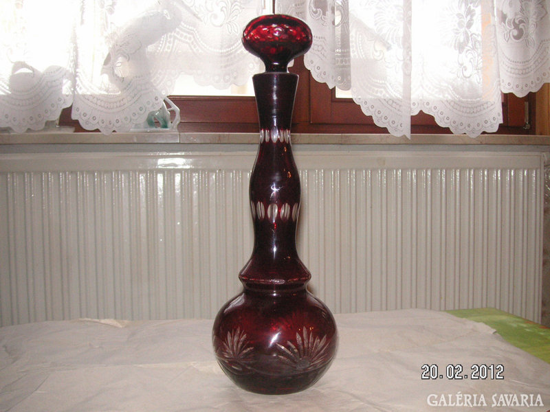 Csiszolt , bordó  , üveg váza  35 cm  magas