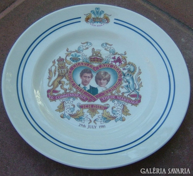 Lady diana and prince charles wedding 1981> ornament