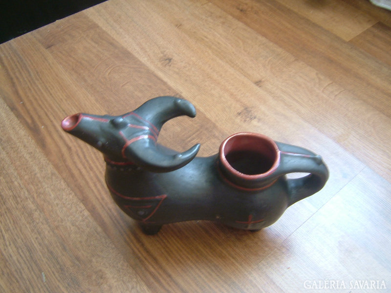 Applied art ceramic centerpiece - bull - unknown creator
