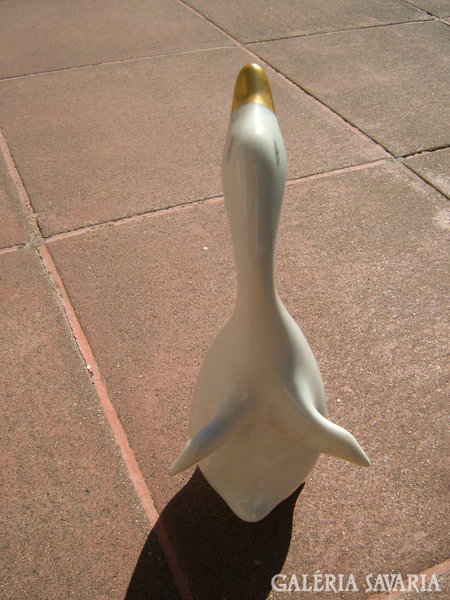 Klasszikus hollóházi figura : fehér nagy lúd (kézi fest