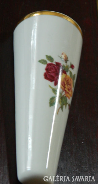 Special wall raven vase