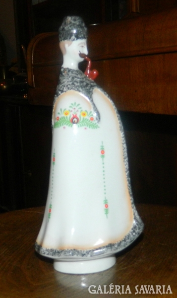 Aquincum porcelain - peasant in folk dress