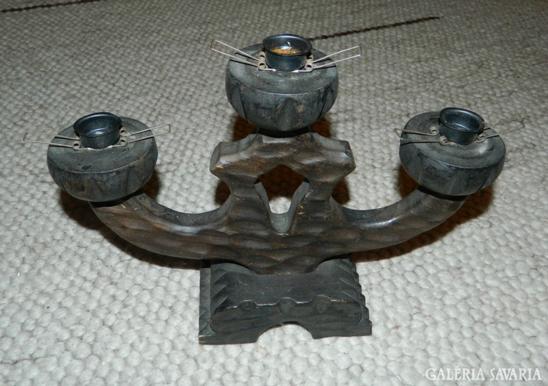 Spanish wooden three-pronged table candle holder