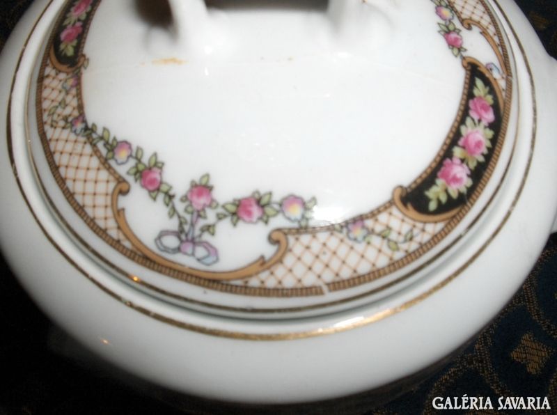 Régi porcelán teakiöntő