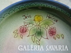Iris Heinz - jelzett képzőművészeti fali tányér