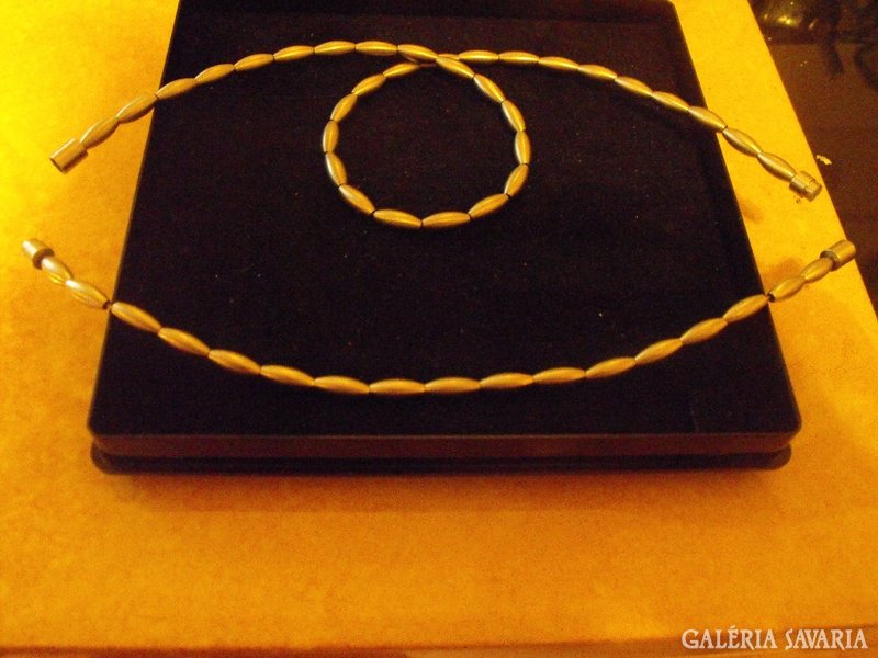 Halada Jewelry Manufactory: Necklace and Bracelet