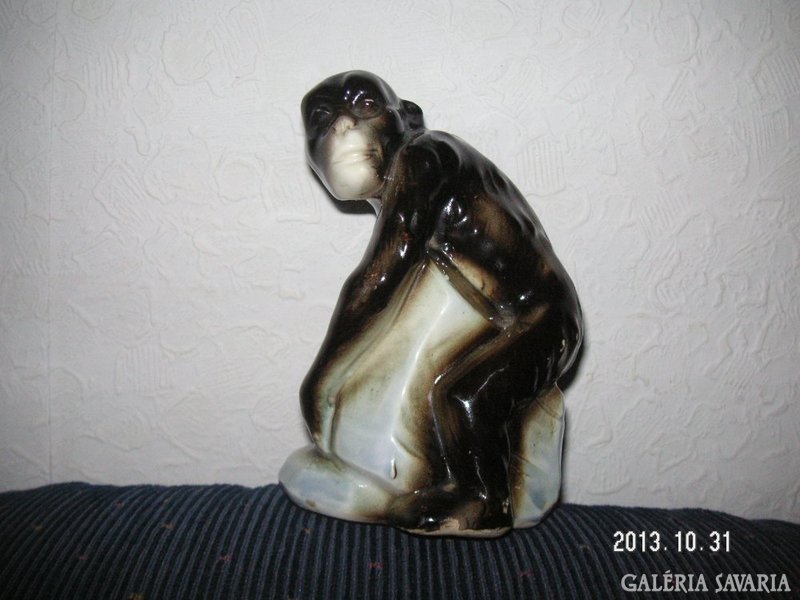 Monkey figure, porcelain austria