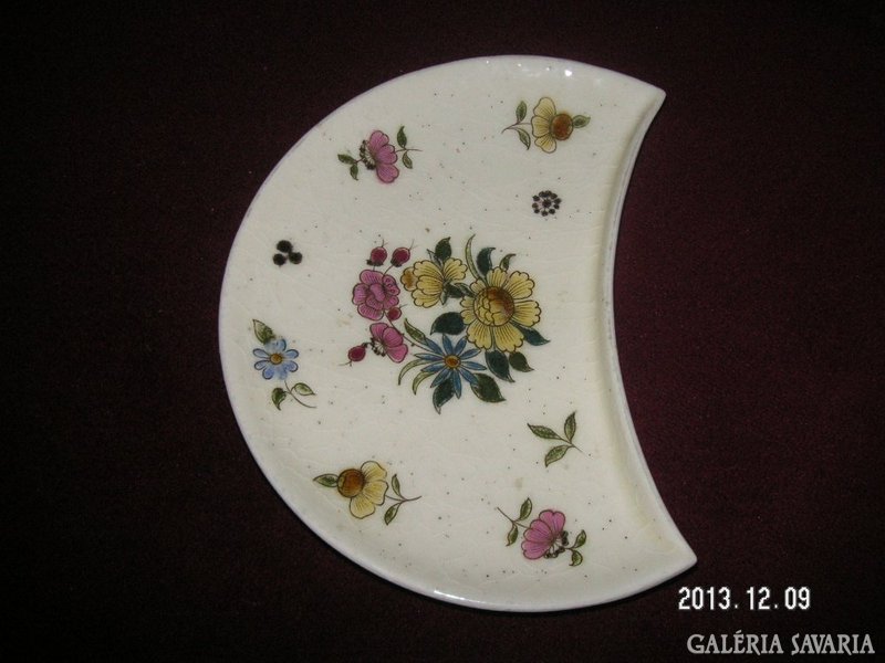 Zsolnay antique bone plate
