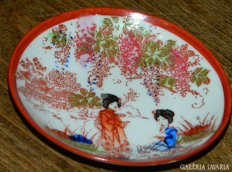 Japán - kézzel festett -  Gésa mintás miniatűr tál
