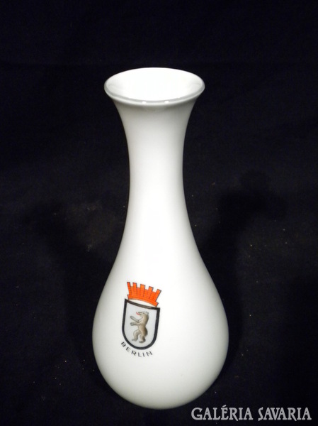 U453 D3 Porcelán váza BERLIN város címerével