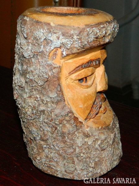 Human head wood carving pencil holder