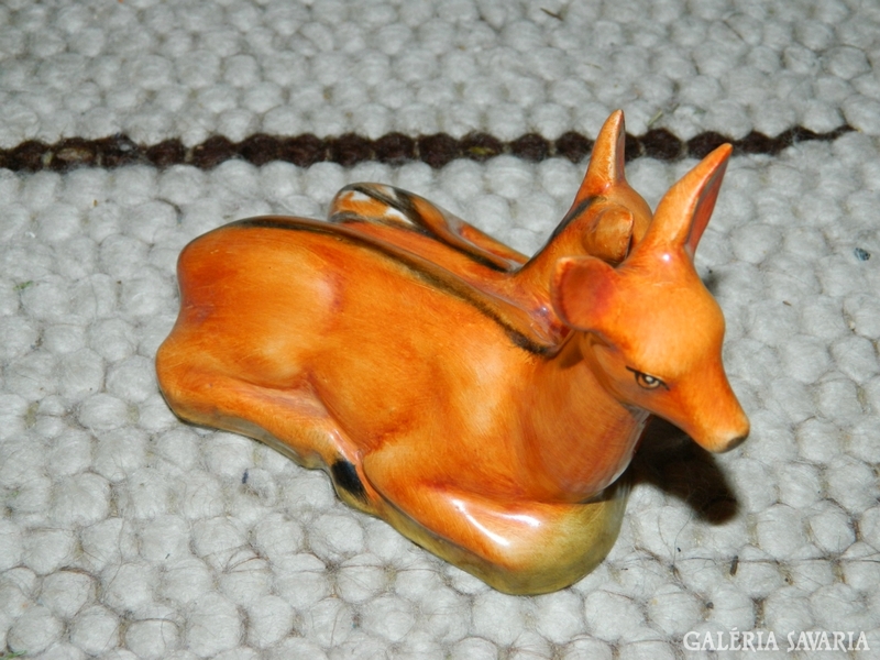 Bodrogkeresztúr ceramic deer pair