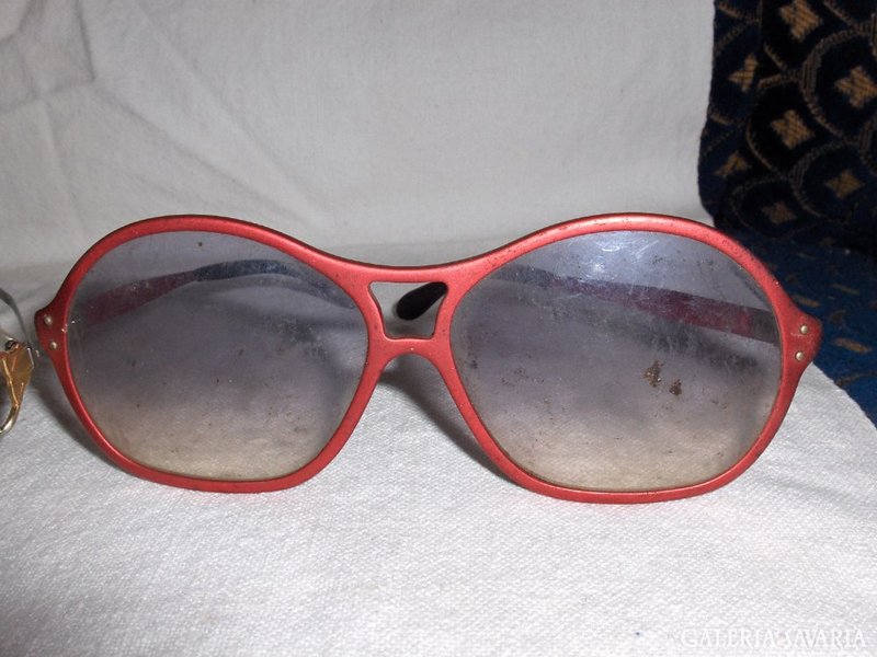 Retro napszemüveg - 3 db - együtt eladó