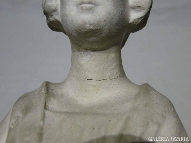 6044 Jelzett art deco gipsz szobor 1929-ből