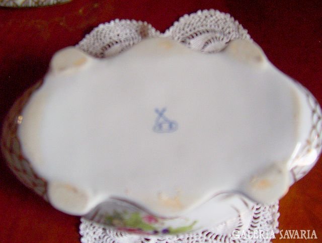 19th century porcelain bonbonist
