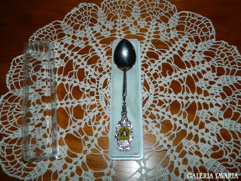 Old ostreie marked decorative spoon in its original box