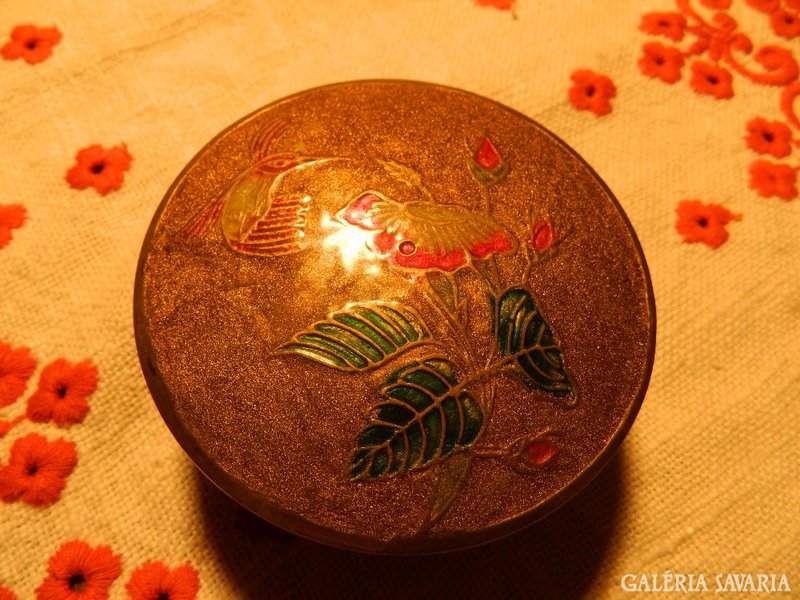 Bonbonier decorated with copper fire enamel