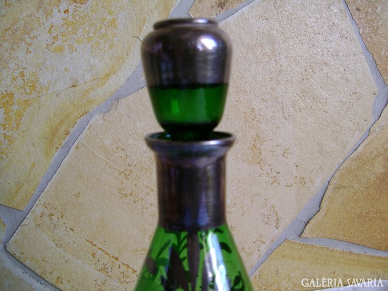 Zöld üveg likőröskészlet. Gyönyörű!!!