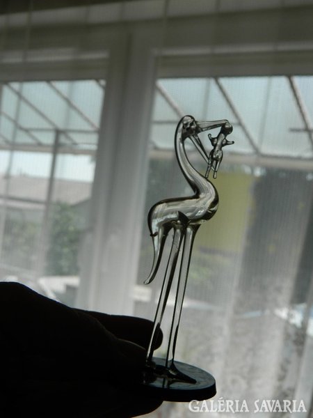 Stork brings the child glass figure - blown