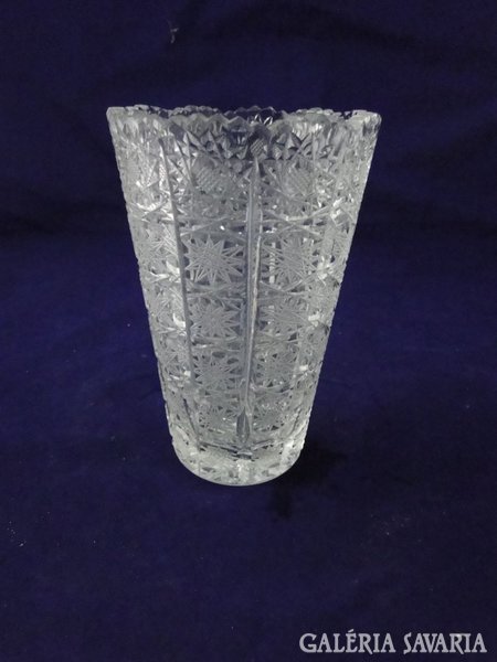 8979 Vastagfalú csiszolt üveg váza