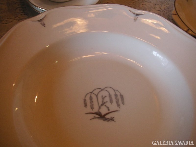 Alp. Lidköping 12-person, very elegant, high-quality Swedish porcelain tableware,