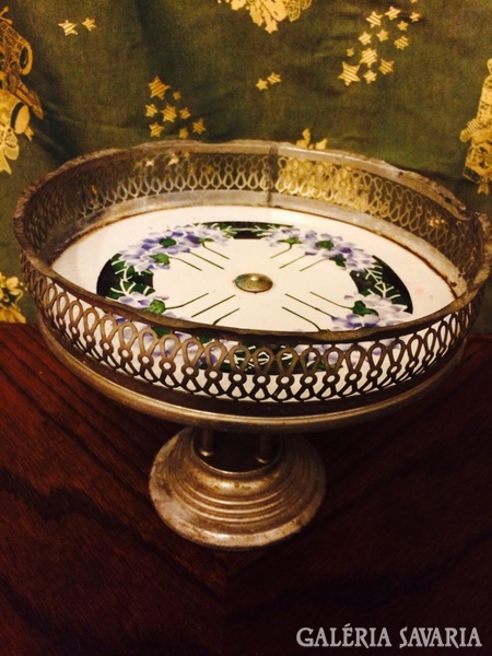 Base metal bowl with fabulous faience