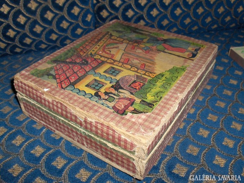 Old toy holder with wooden box - jancsi and juliska - fairytale scene