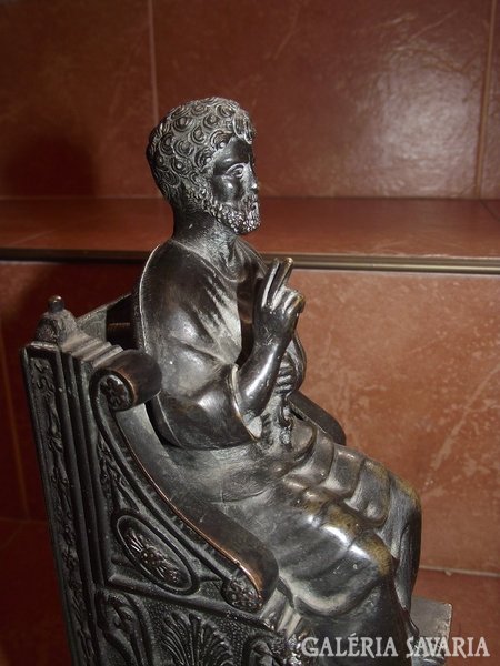 Arnolfo di Cambio után: Szent Péter, bronz