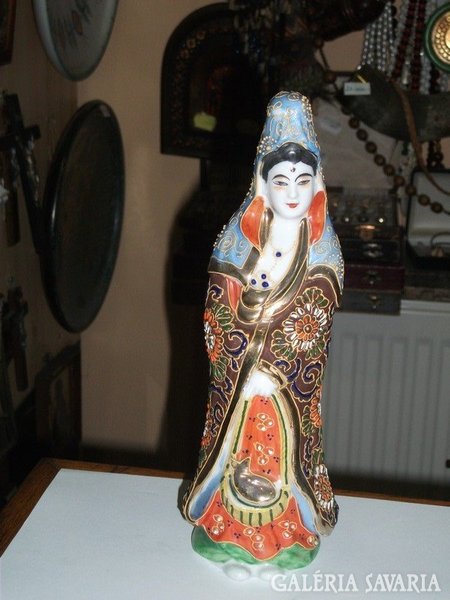 Japán porcelán női figura