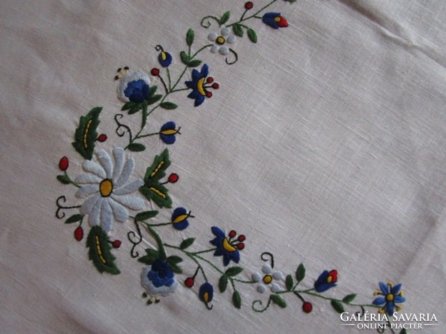 Art Nouveau meticulous embroidery with raw linen azure