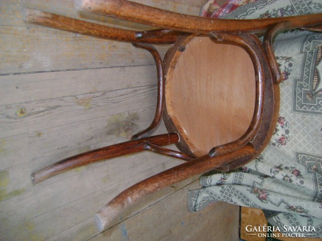 Old back chair - thonet style