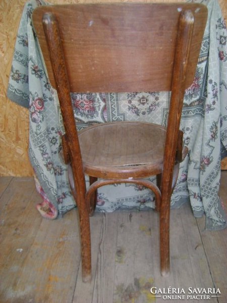 Old back chair - thonet style