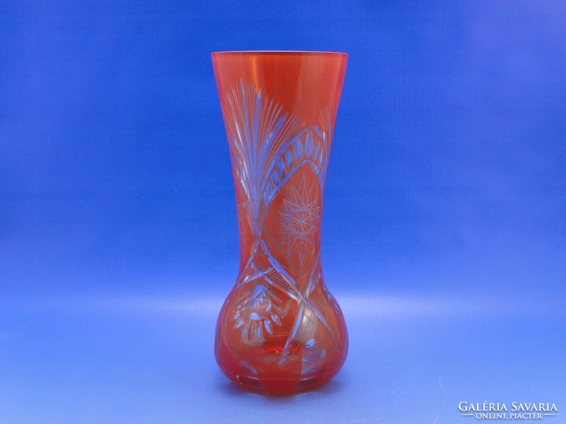 0C037 Színezett csiszoltüveg váza